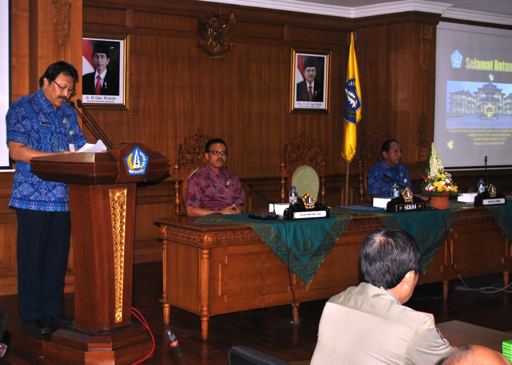 Sosialisasi fasilitasi ketangguhan masyarakat (pembentukan desa tangguh bencana) di Badung, Jumat (23/9) di Puspem Badung.