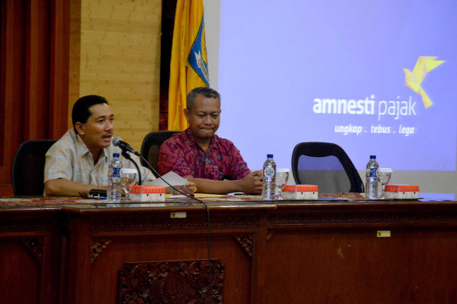 Sosialisasi Tak Amnesty kepada Pegawai Negeri Sipil (PNS) di lingkungan Pemerintah Kota Denpasar, Selasa (27/9) di Gedung Graha Sewaka Dharma Lumintang.