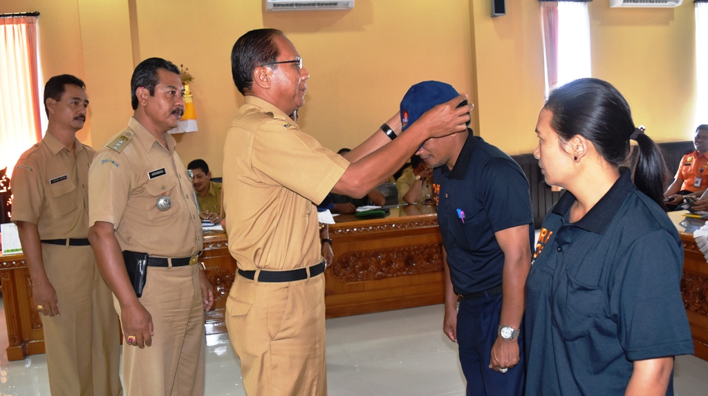  Kepala Pelaksana BPBD Badung I Nyoman Wijaya membuka acara sosialisasi Mitigasi Partisipasif di Ruang pertemuan Kantor Camat Petang, (11/10).