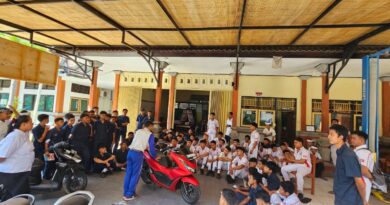 Konsisten Sebarkan #Cari_Aman Melalui Kunjungan ke Sekolah Binaan