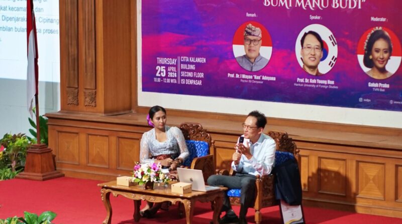 Menimbang Pramoedya Ananta Toer “BUMI MANU BUDI”