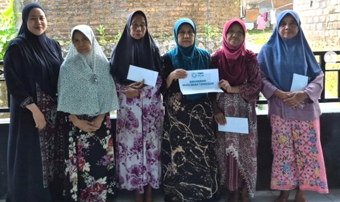 Semangat Kartini, YBM PLN Dukung Pemberdayaan Perempuan melalui Bantuan Program Muslimah Tangguh di Bali Utara