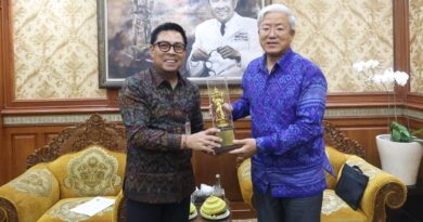 Bahas Peluang Kerja Sama, Wawali Denpasar Arya Wibawa Terima Kunjungan Konjen Tiongkok Zhang Zhisheng