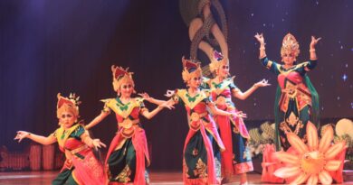 “Naluriku Menari” Meriahkan Hari Tari Sedunia di Denpasar