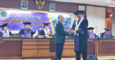 Nyoman Merta Raih Doktor ‘Subak’ di UHN IGB Sugriwa Denpasar