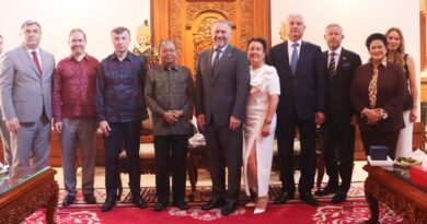 Perkuat Kerja Sama Indonesia dan Rusia, Gubernur Koster Terima Delegasi Parlemen Saint Petersburg, Harap Gencar Promosi Pariwisata Dua Wilayah Perkuat Kerja Sama Indonesia dan Rusia, Gubernur Koster Terima Delegasi Parlemen Saint Petersburg, Harap Gencar Promosi Pariwisata Dua Wilayah