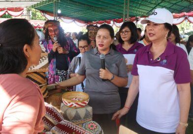 Hadiri Berbelanja dan Berbagi TP PKK di Buleleng, Ny. Seniasih Giri Prasta Ajak UMKM Geliatkan Perekonomian Lokal