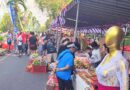 FKLJK Bali Gelar Pasar Murah Pekenan Galungan dan Kuningan di Renon, Dalam Sejam 15 Ribu Canang Terjual FKLJK Bali Gelar Pasar Murah Pekenan Galungan dan Kuningan di Renon, Dalam Sejam 15 Ribu Canang Terjual