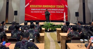 Prioritaskan Lingkungan dan Tata Kelola Pemerintahan yang Bersih, Bupati Adi Arnawa Tutup Bimtek Pengelolaan Keuangan Desa Prioritaskan Lingkungan dan Tata Kelola Pemerintahan yang Bersih, Bupati Adi Arnawa Tutup Bimtek Pengelolaan Keuangan Desa