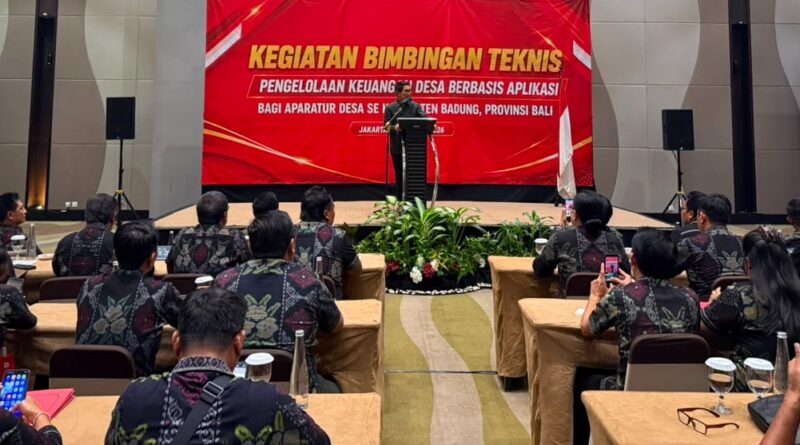 Prioritaskan Lingkungan dan Tata Kelola Pemerintahan yang Bersih, Bupati Adi Arnawa Tutup Bimtek Pengelolaan Keuangan Desa Prioritaskan Lingkungan dan Tata Kelola Pemerintahan yang Bersih, Bupati Adi Arnawa Tutup Bimtek Pengelolaan Keuangan Desa