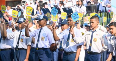 Kemendikdasmen Terbitkan SE Pembatasan Penggunaan Gawai di Satuan Pendidikan, Dorong Budaya Digital yang Sehat Kemendikdasmen Terbitkan SE Pembatasan Penggunaan Gawai di Satuan Pendidikan, Dorong Budaya Digital yang Sehat