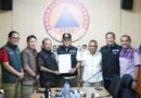 Gubernur Koster Serahkan Bantuan Rp 1 Miliar untuk Korban Gempa NTT Gubernur Koster Serahkan Bantuan Rp 1 Miliar untuk Korban Gempa NTT