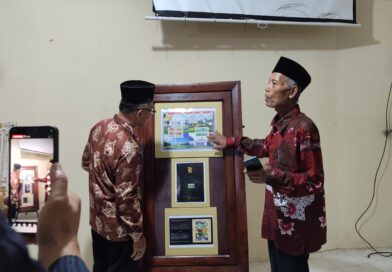 Pameran Filateli International di Bali, Hadirkan Surat Terpanjang di Dunia Karya Imam Muhayat Pameran Filateli International di Bali, Hadirkan Surat Terpanjang di Dunia Karya Imam Muhayat