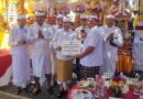 Bupati Adi Arnawa Tandatangani Prasasti Karya Ngenteg Linggih di Pura Maspahit Canggu Bupati Adi Arnawa Tandatangani Prasasti Karya Ngenteg Linggih di Pura Maspahit Canggu