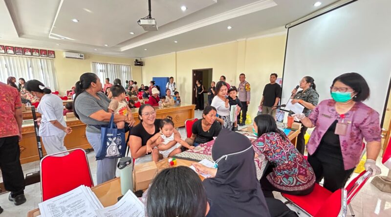 Rangkaian Semarak HUT ke-81 RI, Pelindo Benoa Gelar Pemeriksaan Gratis 100 Balita di Serangan Rangkaian Semarak HUT ke-81 RI, Pelindo Benoa Gelar Pemeriksaan Gratis 100 Balita di Serangan
