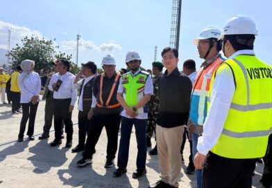 Pasca-Gempa NTT: Wapres Gibran Tinjau Pelabuhan Maumere, Pelindo Pastikan Operasional Tetap Jalan Pasca-Gempa NTT: Wapres Gibran Tinjau Pelabuhan Maumere, Pelindo Pastikan Operasional Tetap Jalan