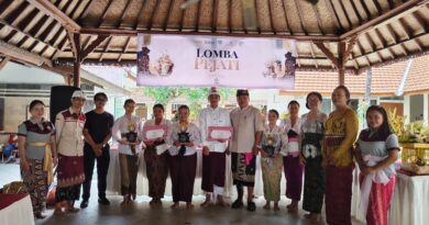 KMHDI Denpasar Soroti Komersialisasi Ritual Keagamaan, Jangan Sampai Umat Hindu Jadi Konsumen Budayanya Sendiri KMHDI Denpasar Soroti Komersialisasi Ritual Keagamaan, Jangan Sampai Umat Hindu Jadi Konsumen Budayanya Sendiri