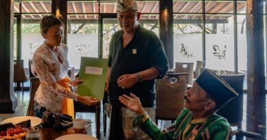 Raja dan Sultan dari Berbagai Wilayah Indonesia Berkumpul di Nuanu Creative City Usai Lawatan Kerajaan di Bali Raja dan Sultan dari Berbagai Wilayah Indonesia Berkumpul di Nuanu Creative City Usai Lawatan Kerajaan di Bali