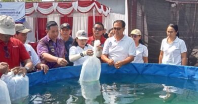 Ketua TP. PKK Badung Serahkan Bantuan Sarana Budidaya Lele di Darmasaba Ketua TP. PKK Badung Serahkan Bantuan Sarana Budidaya Lele di Darmasaba